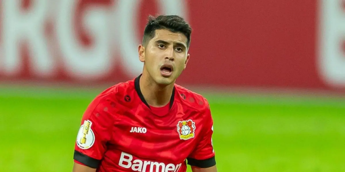 Exequiel Palacios salió lesionado jugando para el Bayern Leverkusen