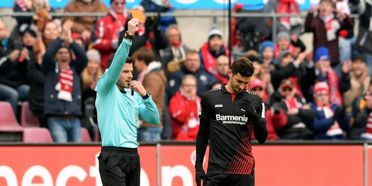 Lucas Alario volvió a ser suplente en el Eintracht Frankfurt 