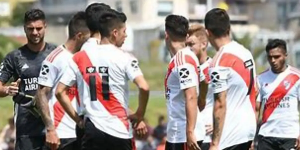 River jugó mal, volvió a perder y quedó afuera del podio