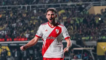 Sebastián Boselli festejando su gol en River